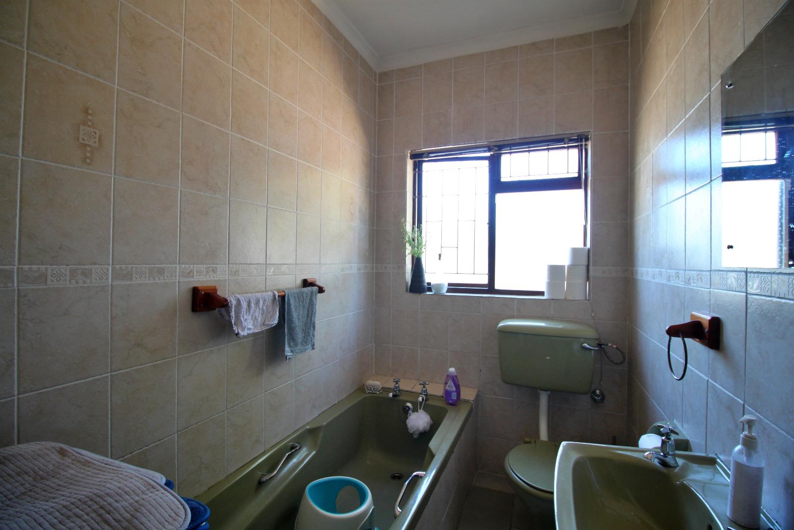 609059_14.JPG