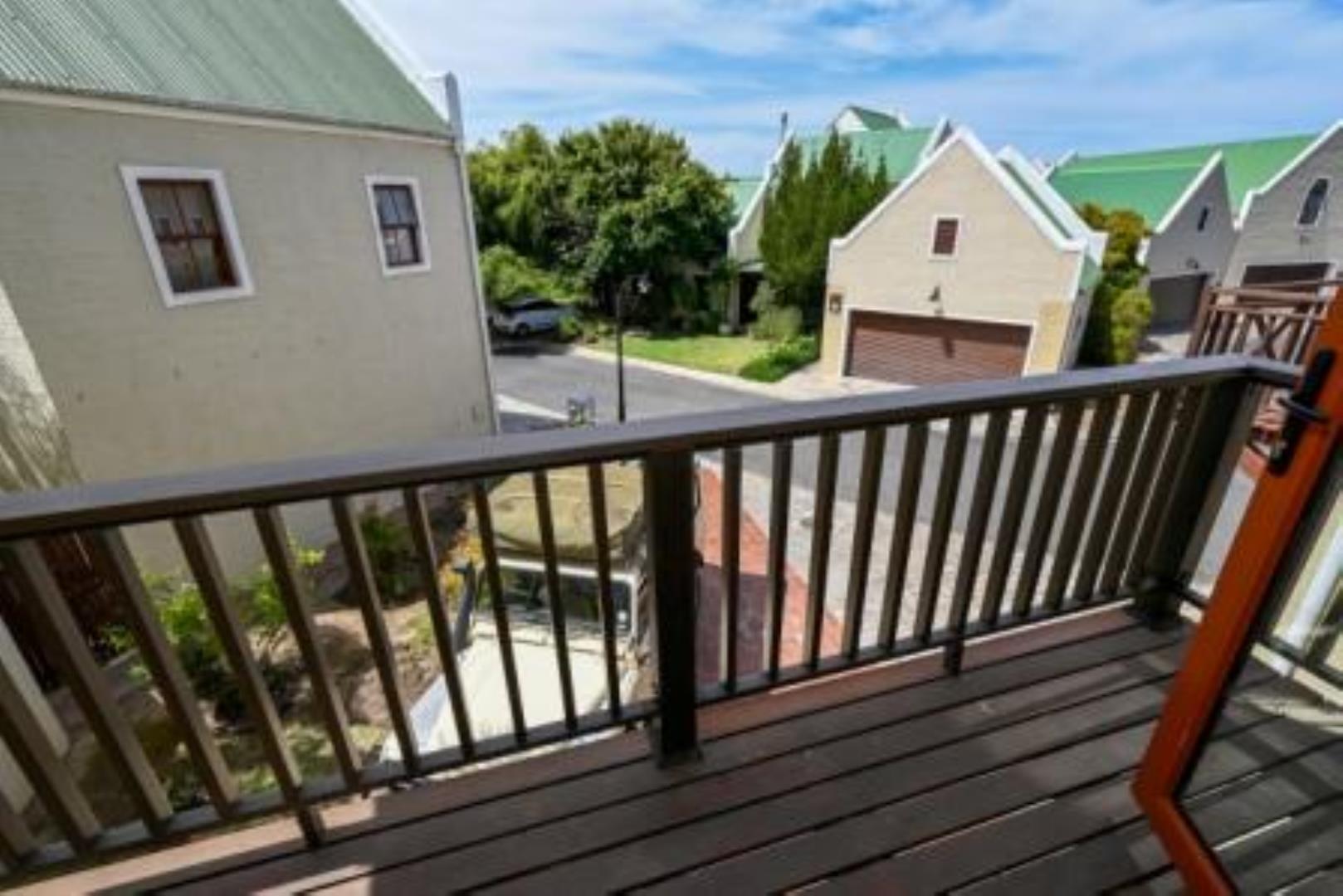 732137_24_Main_Bedroom_Balcony.jpg